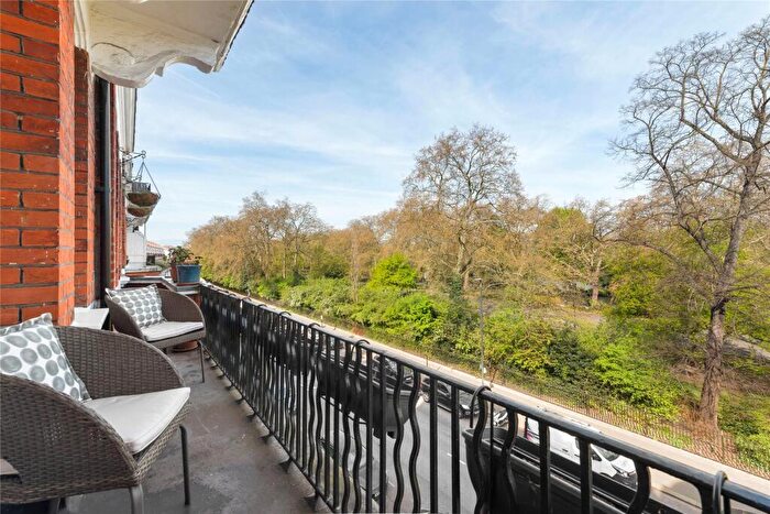2 Bedroom Flat For Sale In Prince Of Wales Mansions, Prince Of Wales Drive, Battersea, London, SW11