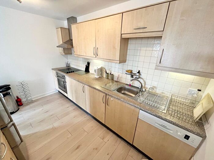 2 Bedroom Apartment To Rent In Millsands, Sheffield, S3
