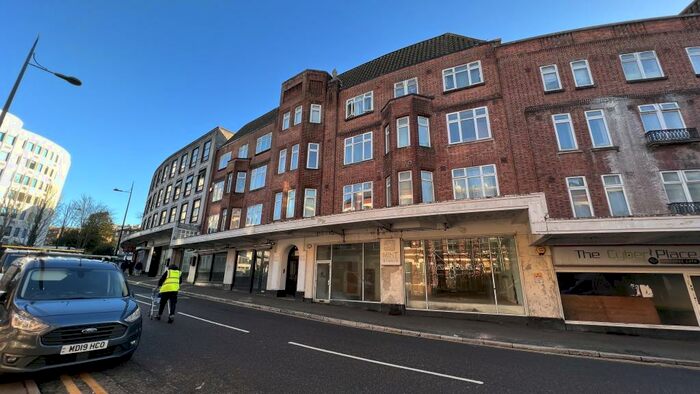 3 Bedroom Flat To Rent In St Peters Road, , Bournemouth, BH1