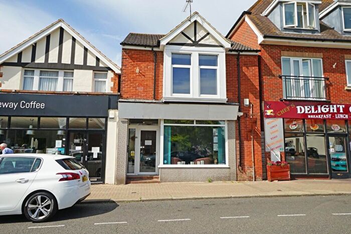 1 Bedroom Flat To Rent In High Street, Lee-on-the-Solent, PO13