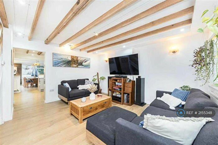 3 Bedroom Terraced House To Rent In The Birches, London, SE7