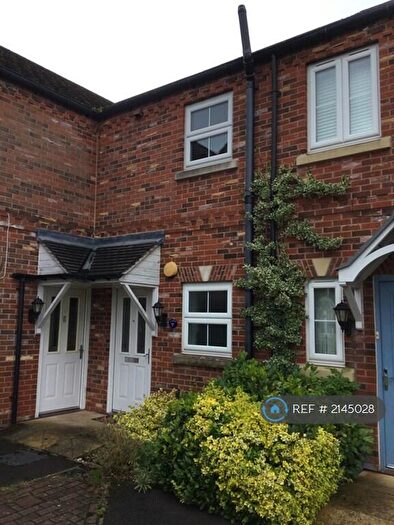 2 Bedroom Flat To Rent In Olive Grove, Goole, DN14