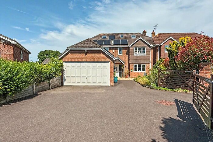 6 Bedroom Detached House For Sale In Alderholt, SP6