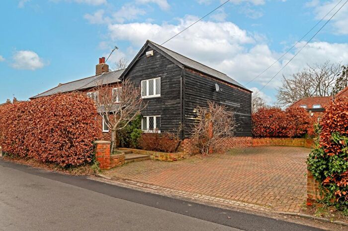 5 Bedroom Cottage For Sale In Hitchin Road, Weston, SG4