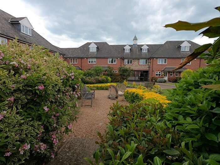 3 Bedroom Terraced House To Rent In Asprey Mews, Beckenham, BR3