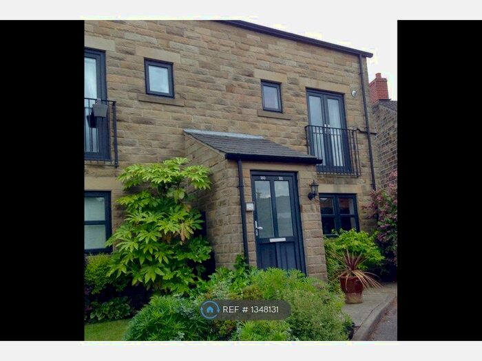 2 Bedroom Flat To Rent In Torside Mews, Hadfield, Glossop, SK13