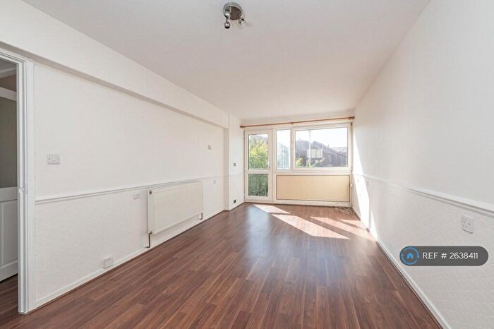1 Bedroom Flat To Rent In Weir Road, London, SW12
