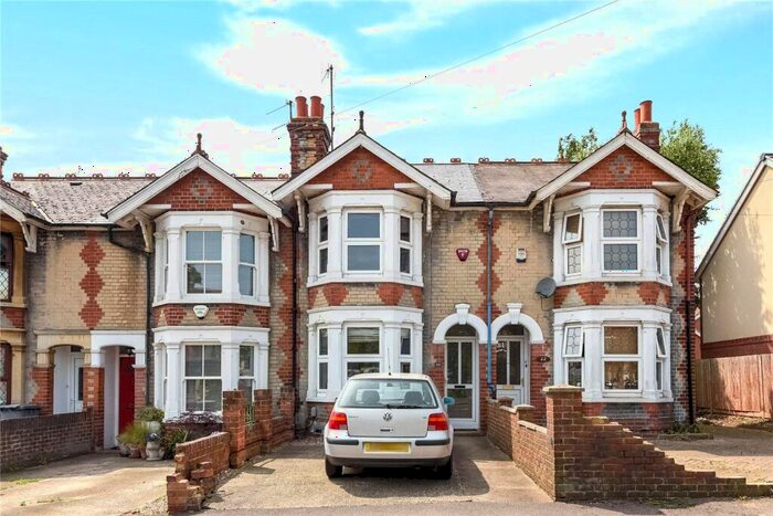 3 Bedroom Terraced House To Rent In Northumberland Avenue, Reading, Berkshire, RG2
