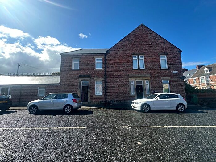 8 Bedroom Terraced House For Sale In Phillipson Street, Walker, Newcastle Upon Tyne, NE6