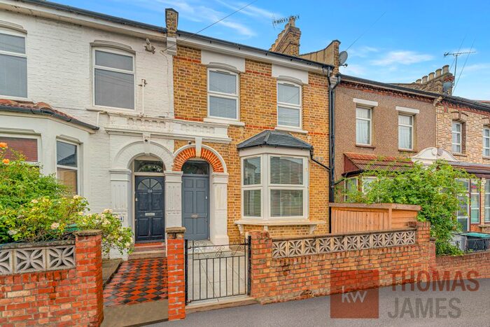 5 Bedroom Terraced House To Rent In St. Albans Crescent, London, N22