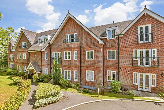 2 Bedroom Flat For Sale In Reigate Road, Reigate, Surrey, RH2