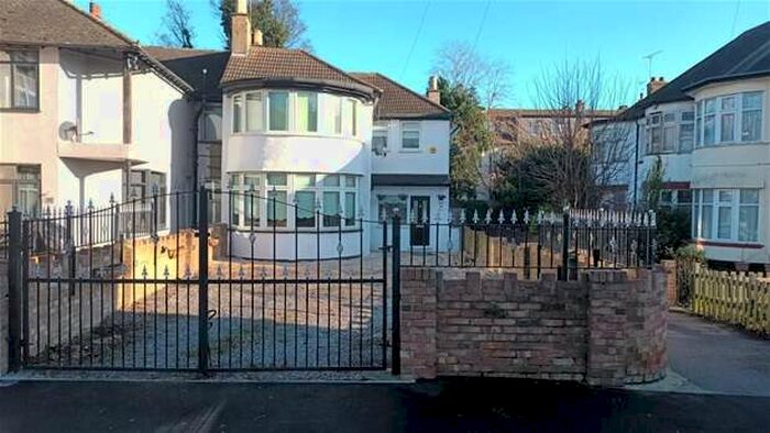 Property To Rent In Tyrrel Drive, Southend On Sea, SS1