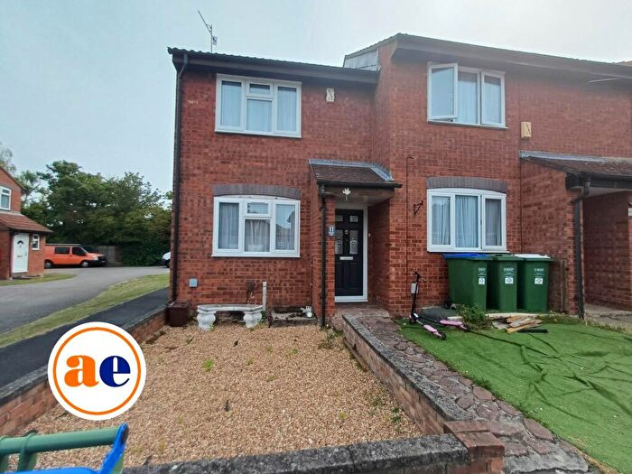 2 Bedroom End Of Terrace House To Rent In Beckett Close, Belvedere, DA17