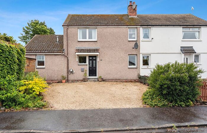 3 Bedroom Semi-Detached House For Sale In Oakwood, Kippen, FK8
