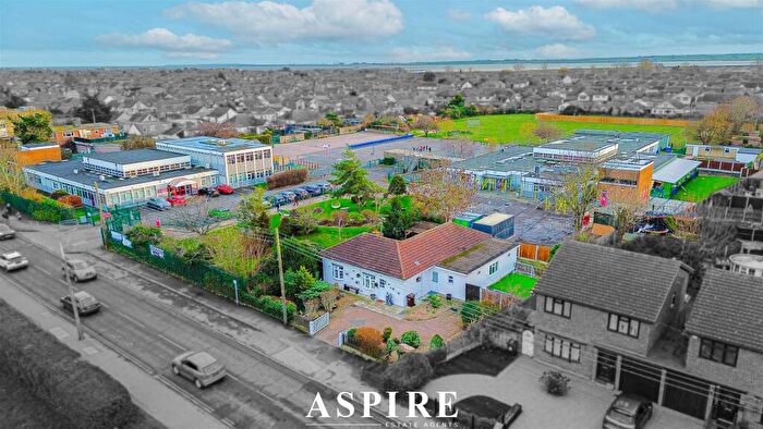 3 Bedroom Bungalow For Sale In Long Road, Canvey Island, Essex, SS8