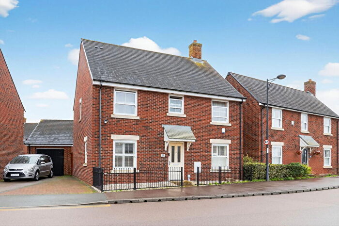 4 Bedroom Detached House For Sale In Green Lane, Wixams, MK42