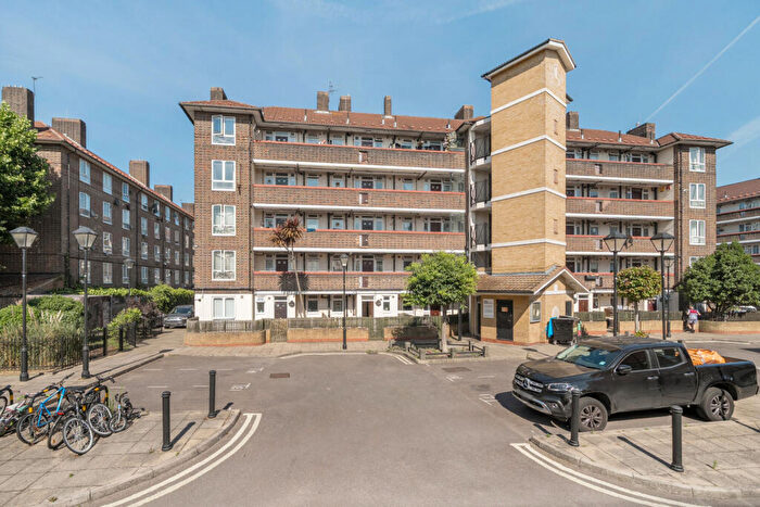 2 Bedroom Apartment For Sale In Browning Street, London, SE17