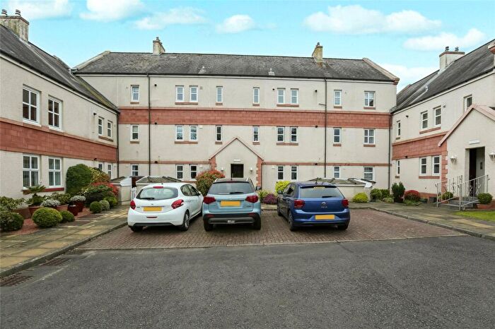3 Bedroom Flat For Sale In Kelvin Walk, Largs, North Ayrshire, KA30