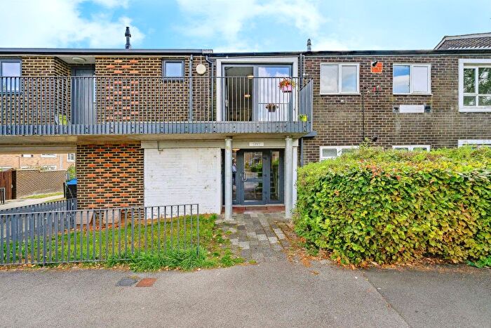 1 Bedroom Flat For Sale In Northdown Road, Hatfield, AL10