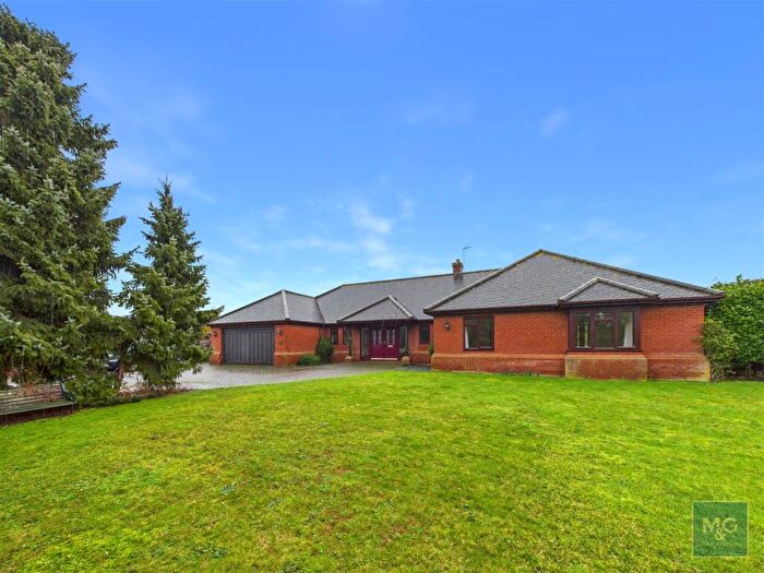 4 Bedroom Detached Bungalow For Sale In Ixworth Road, Norton, Bury St. Edmunds, IP31