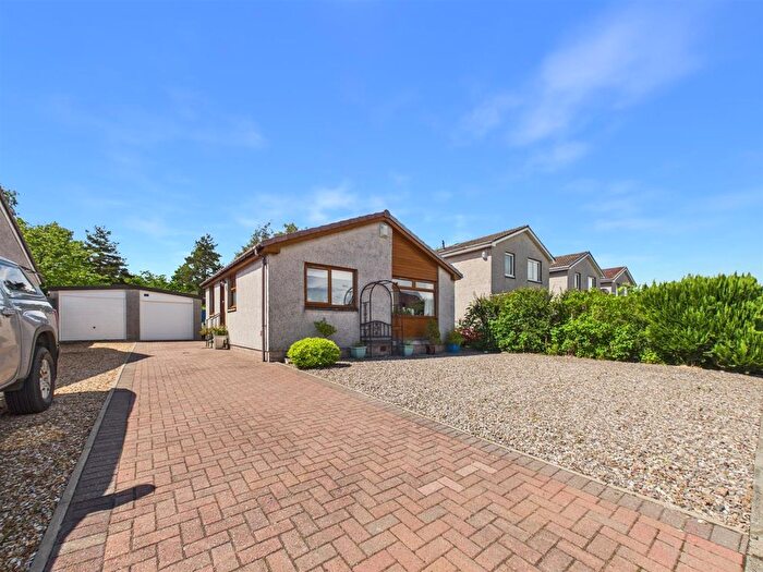 4 Bedroom Detached Bungalow For Sale In Muirend Gardens, Perth, PH1
