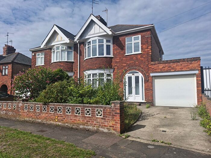 3 Bedroom Property To Rent In Glebe Road, Peterborough, PE2