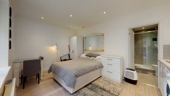 Studio To Rent In Aberdare Gardens, NW6