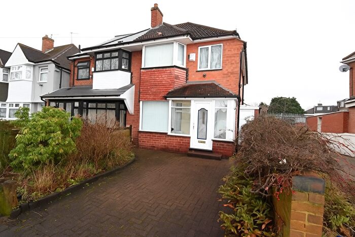 3 Bedroom Semi-Detached House To Rent In Arran Road, Birmingham, B34