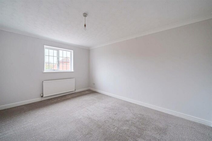5 Bedroom Detached House To Rent In Manse Gardens, Cheltenham, GL51