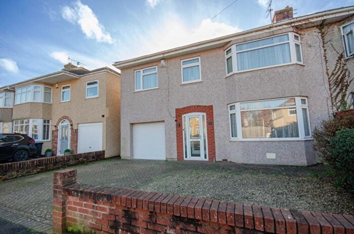 5 Bedroom Semi Detached House For Sale In Quakers Road, Downend, Bristol, BS16