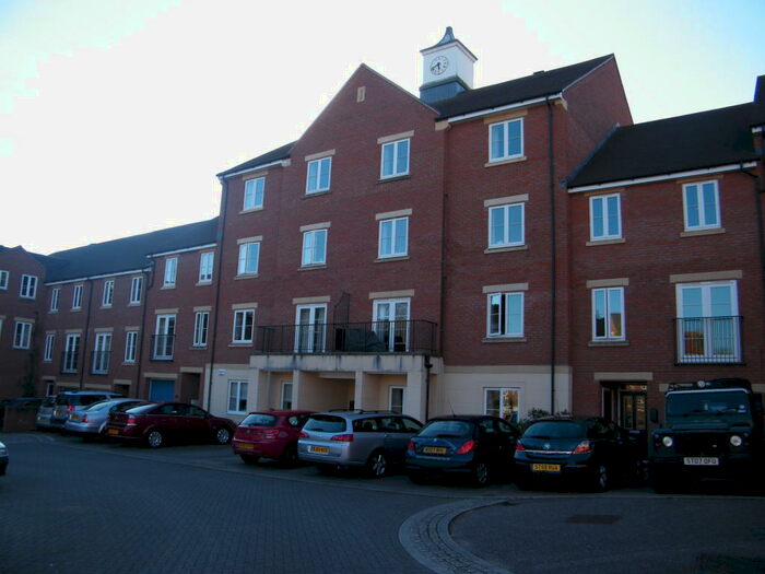 2 Bedroom Apartment To Rent In Gras Lawn, Exeter, EX2