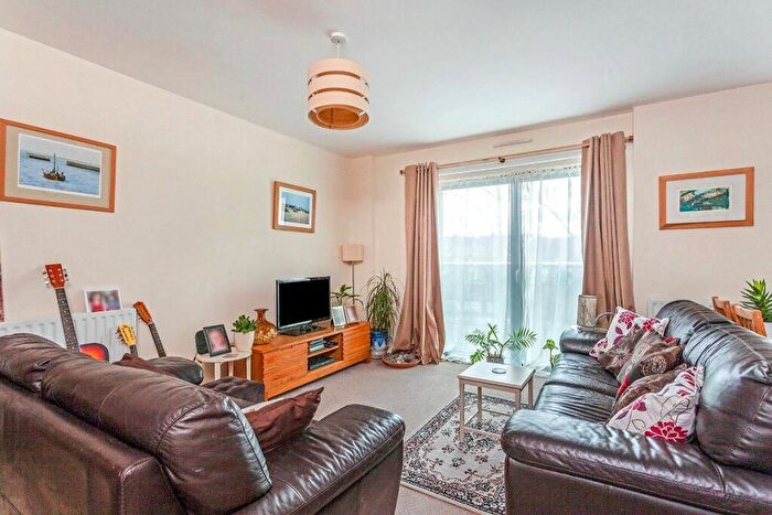 2 Bedroom Flat For Sale In Kender Street, London, SE14