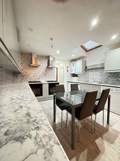 7 Bedroom Terraced House To Rent In Luton Road, Birmingham, B29