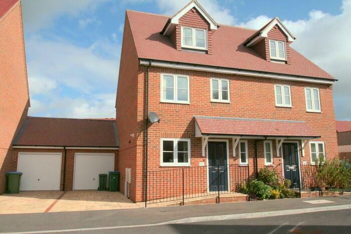 3 Bedroom Semi-Detached House To Rent In Isabella Place, Ashmead Way, Angmering, West Sussex, BN16
