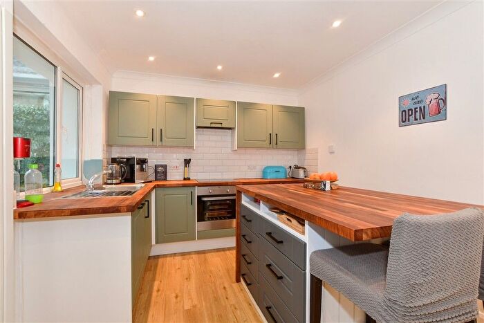 2 Bedroom Detached Bungalow For Sale In Silverdale, Coldwaltham, Pulborough, West Sussex, RH20