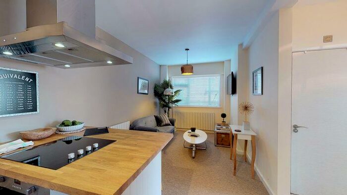 1 Bedroom Flat To Rent In Bullingdon Road, Oxford, OX4