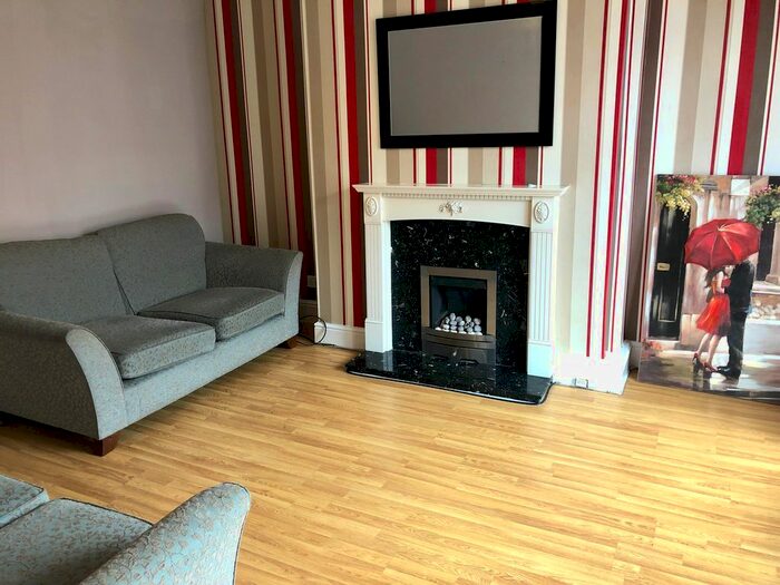 2 Bedroom Property To Rent In Seaforth Avenue, Leeds, LS9