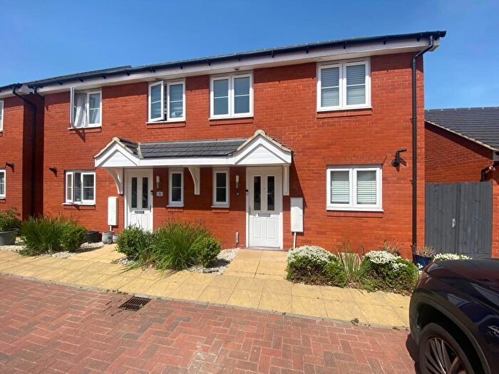 3 Bedroom House To Rent In Argyll Heath, Bedford, MK40