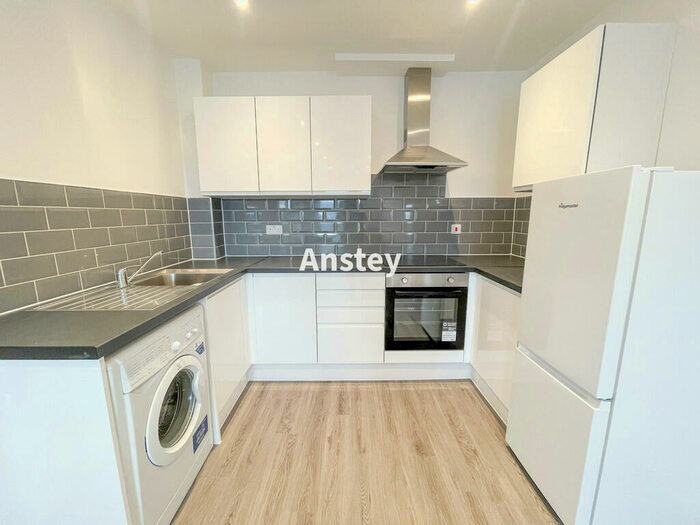 2 Bedroom Penthouse To Rent In Portswood Road, Southampton, SO17