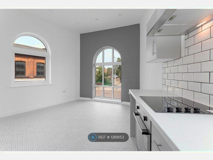 1 Bedroom Flat To Rent In Church Road, Eccles, Manchester M30