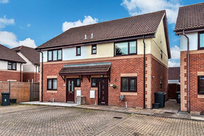 3 Bedroom Semi Detached House For Sale In Meadow Close, Westbury, BA13