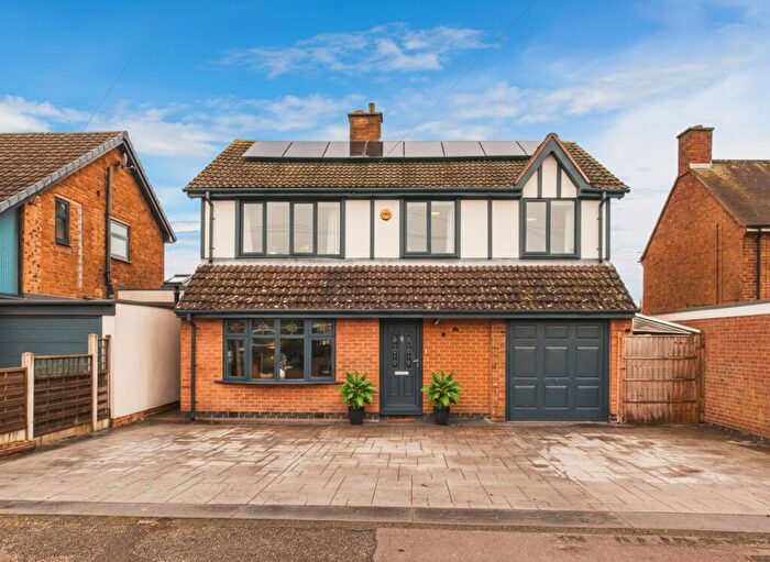 4 Bedroom Detached House For Sale In Moor Road, Calverton, Nottingham, NG14