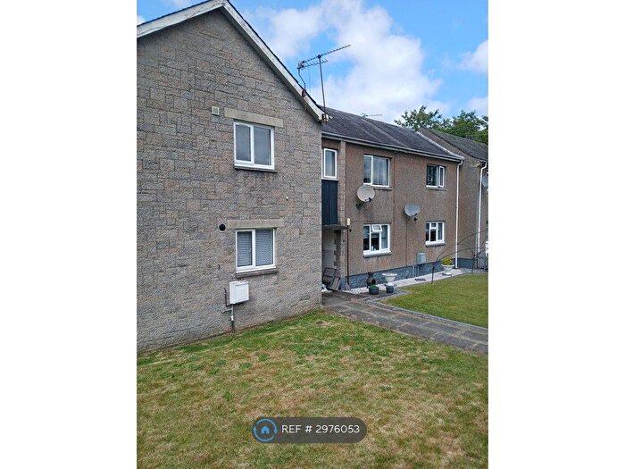 2 Bedroom Flat To Rent In St Valery Drive, Stirling, FK7