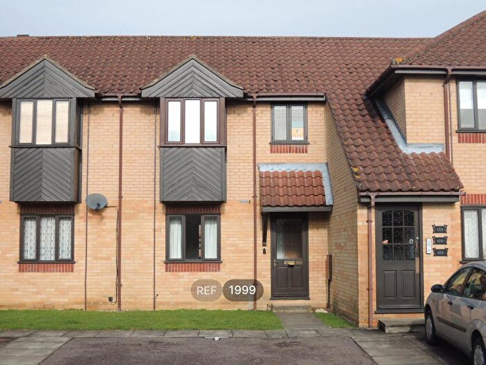 1 Bedroom Flat To Rent In Hanbury Gardens, Colchester, CO4