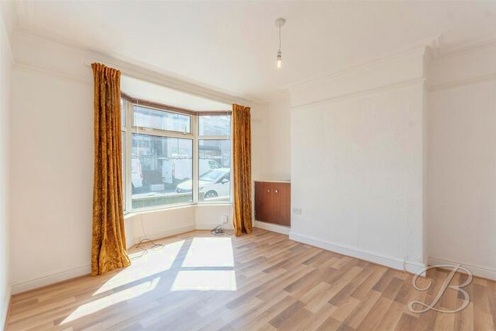 2 Bedroom Terraced House To Rent In Broxtowe Drive, Mansfield, NG18