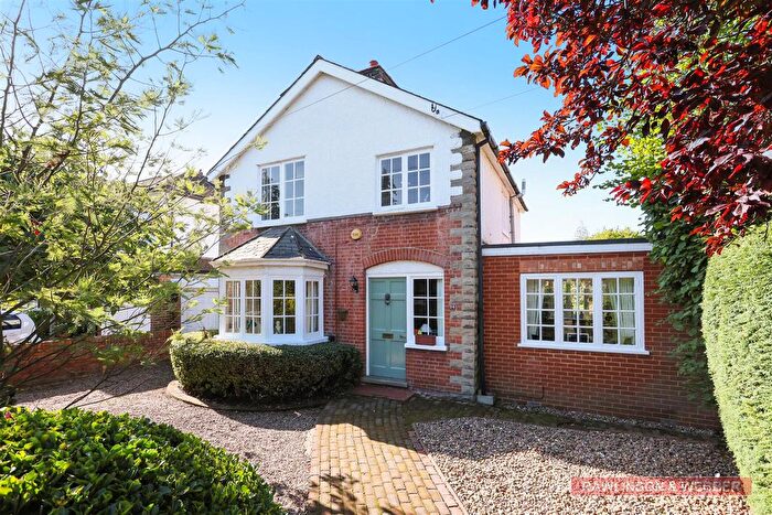 3 Bedroom Detached House For Sale In Vine Road, East Molesey, KT8