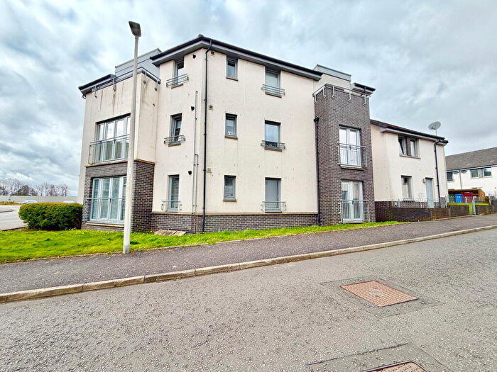 2 Bedroom Flat For Sale In Crookston Court, Larbert, FK5