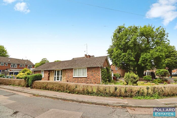 2 Bedroom Detached Bungalow For Sale In Sandgate Court, Rainham, ME8