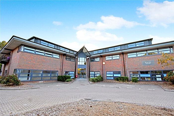 1 Bedroom Apartment To Rent In Carcaixent Square, Newbury, Berkshire, RG14