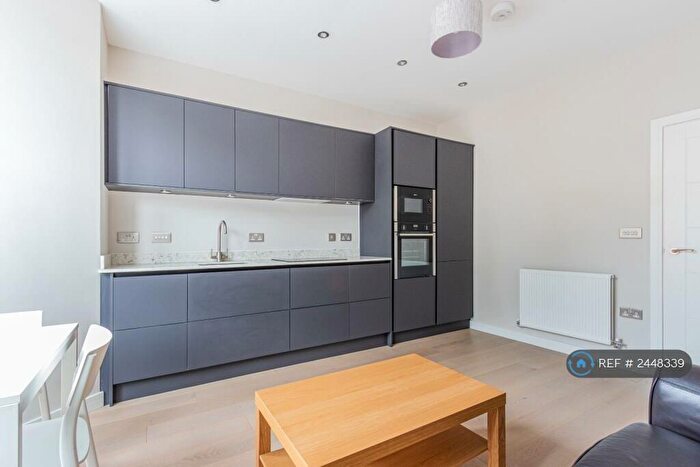 2 Bedroom Flat To Rent In Fidlas Hous, Cardiff, CF14